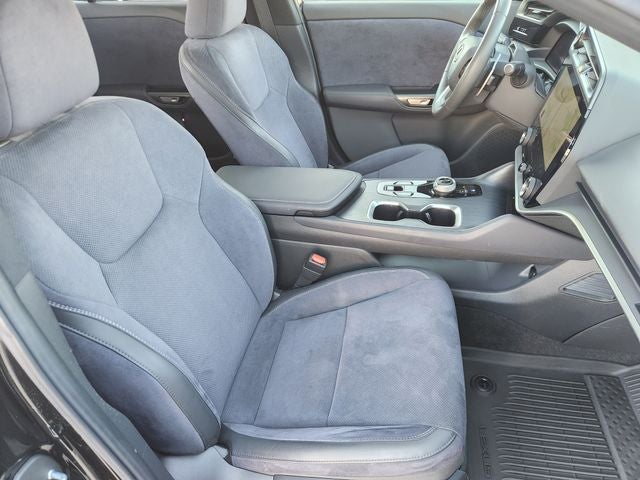 2023 Lexus RZ 450e Luxury