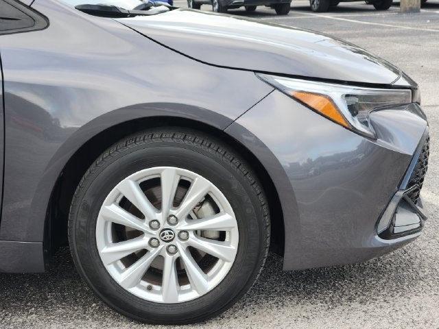 2025 Toyota Corolla Hatchback SE