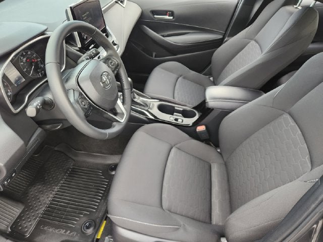 2025 Toyota Corolla Hatchback SE