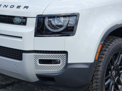 2023 Land Rover Defender 110 SE