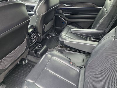 2022 Jeep Grand Cherokee L Overland