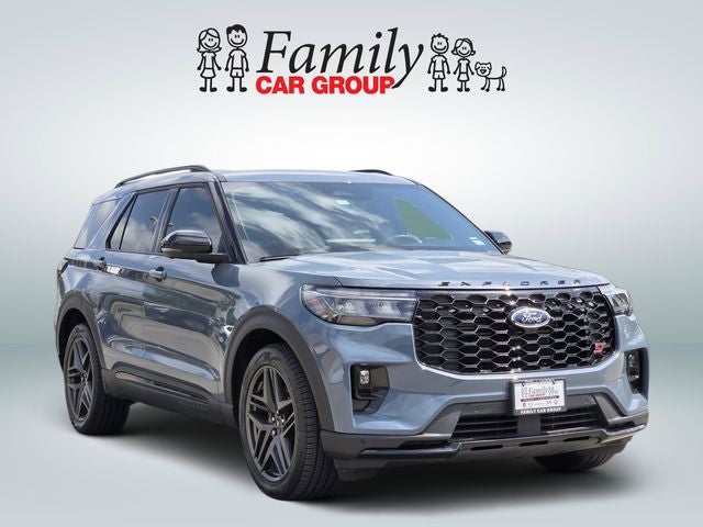 2025 Ford Explorer ST