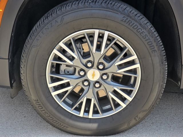 2024 Chevrolet Traverse LS