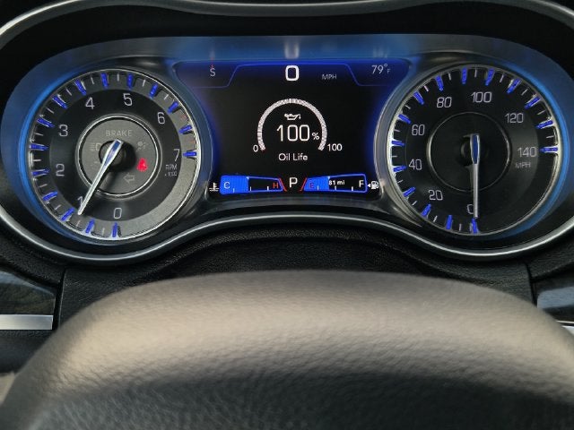 2023 Chrysler 300 Touring L
