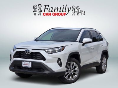 2025 Toyota RAV4 XLE Premium
