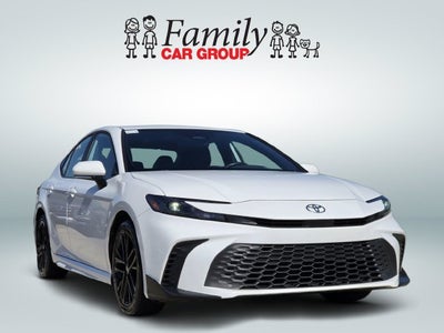 2025 Toyota Camry SE