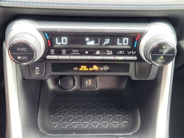 2023 Toyota RAV4 Hybrid SE