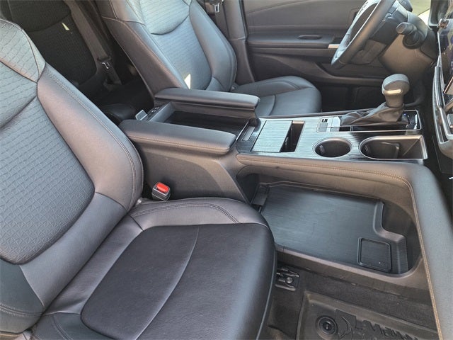 2025 Toyota Sienna Woodland Edition 7 Passenger