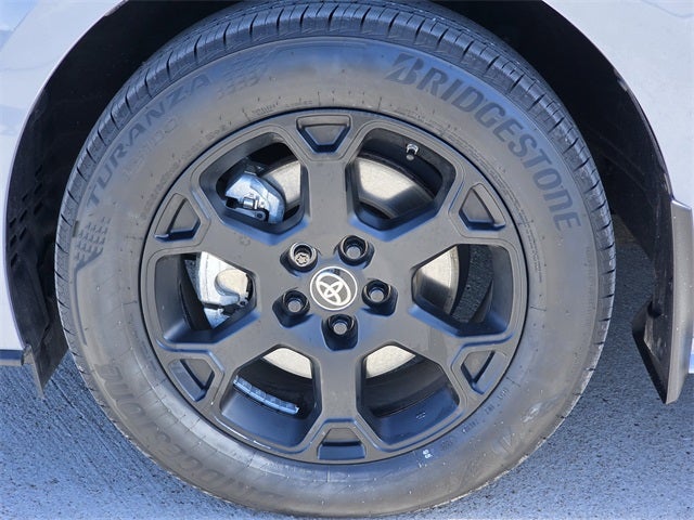 2025 Toyota Sienna Woodland Edition 7 Passenger