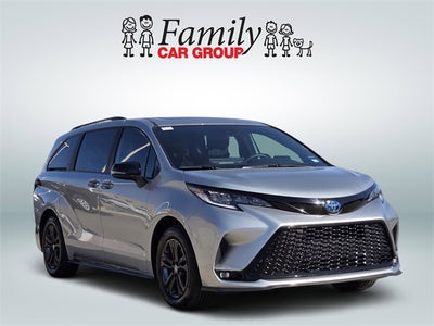 2025 Toyota Sienna XSE 7 Passenger