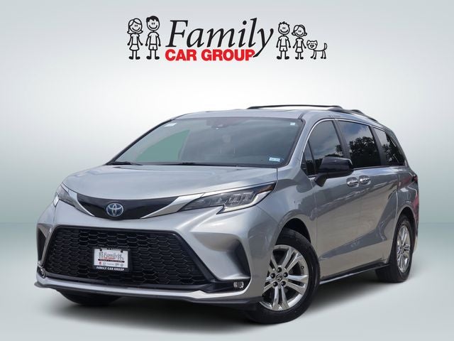 2022 Toyota Sienna XSE 7 Passenger