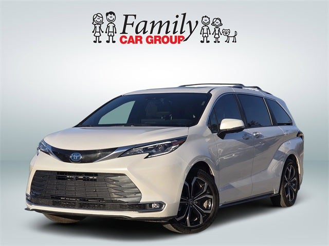 2025 Toyota Sienna Platinum 7 Passenger