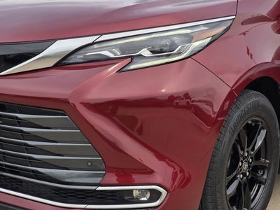 2025 Toyota Sienna Platinum 7 Passenger