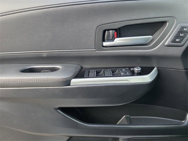 2025 Toyota Sienna Platinum 7 Passenger