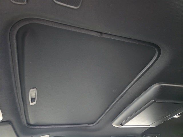 2025 Toyota Sienna Platinum 7 Passenger