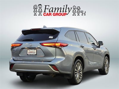 2022 Toyota Highlander Platinum
