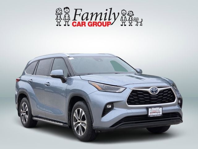 2022 Toyota Highlander Hybrid XLE