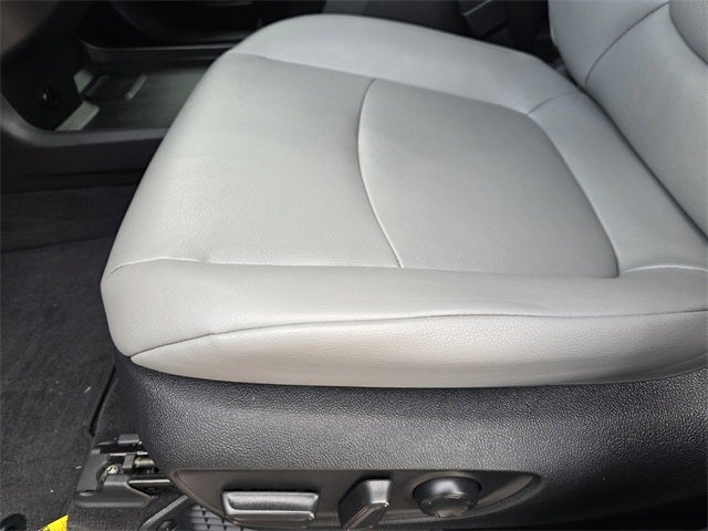 2025 Toyota Sienna XLE 8 Passenger