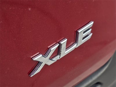 2025 Toyota Sienna XLE 8 Passenger