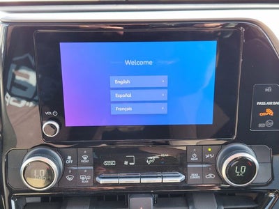 2024 Toyota Highlander LE