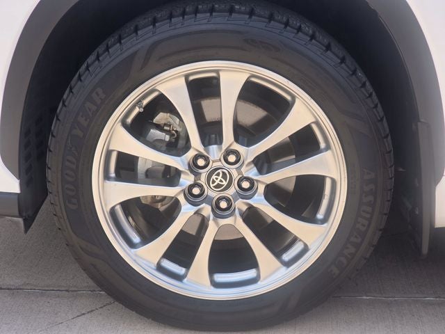 2022 Toyota Highlander Hybrid Limited