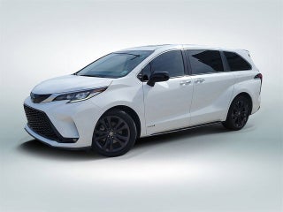 2021 Toyota Sienna XSE 7 Passenger
