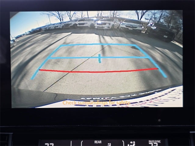 2025 Toyota Sienna XLE 8 Passenger