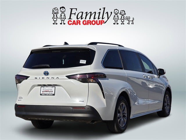2025 Toyota Sienna XLE 7 Passenger