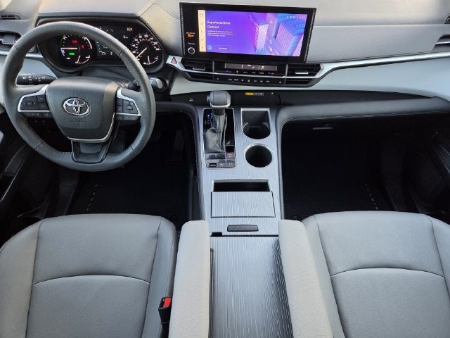 2025 Toyota Sienna XLE 8 Passenger
