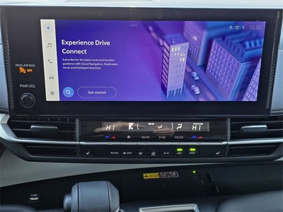 2025 Toyota Sienna XLE 8 Passenger