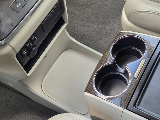 2017 Toyota Sienna XLE 8 Passenger