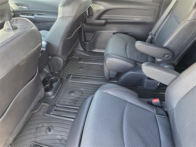 2025 Toyota Sienna Limited 7 Passenger