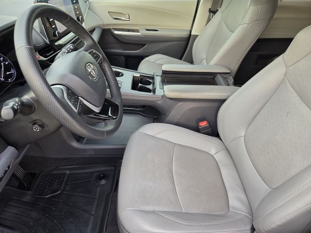 2021 Toyota Sienna Limited 7 Passenger