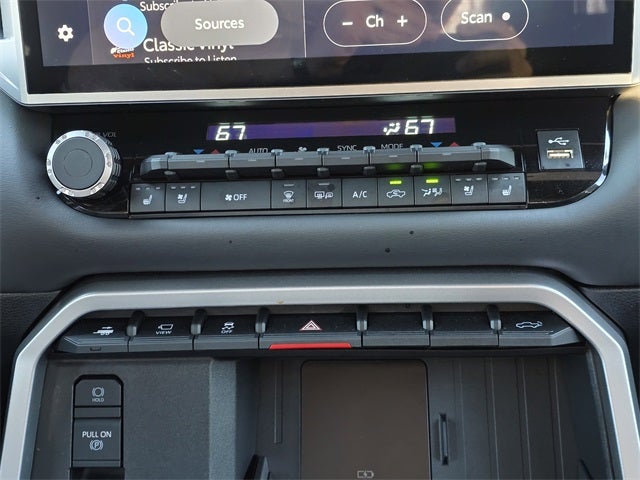 2025 Toyota Tundra Hybrid Platinum