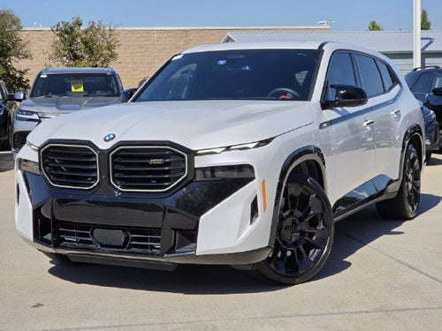 2025 BMW XM Base