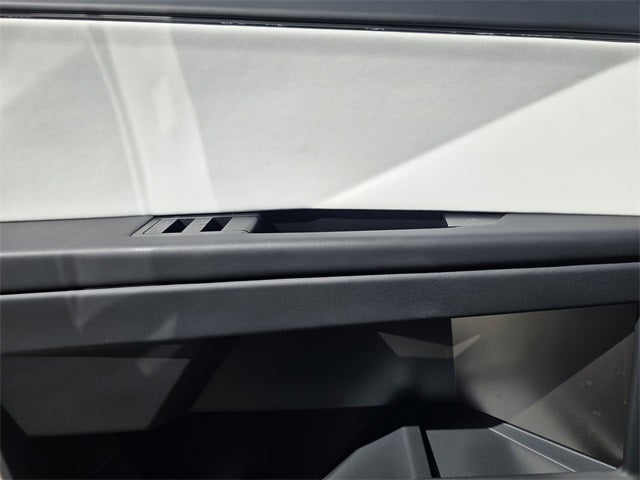 2024 Tesla Cybertruck Base