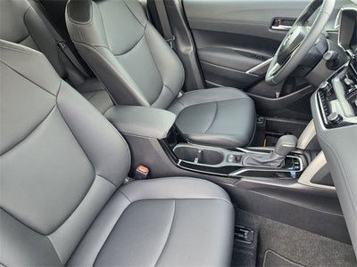 2025 Toyota Corolla Cross XLE