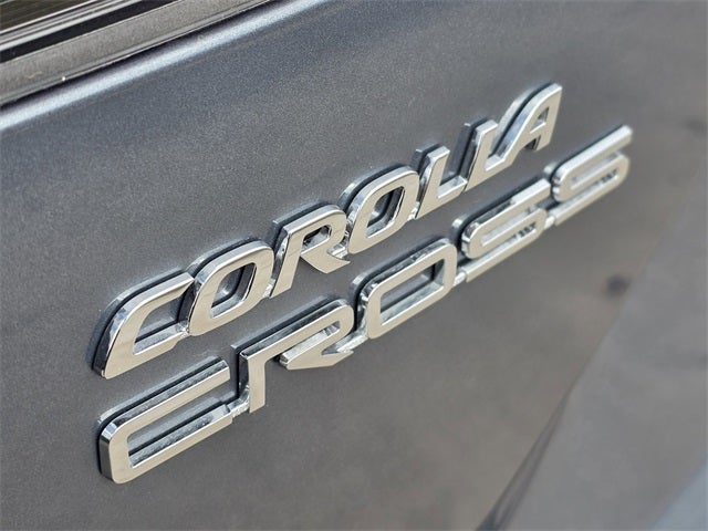 2025 Toyota Corolla Cross XLE