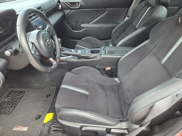 2025 Toyota GR86 Premium
