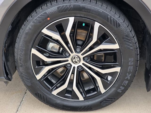 2024 Toyota Crown XLE