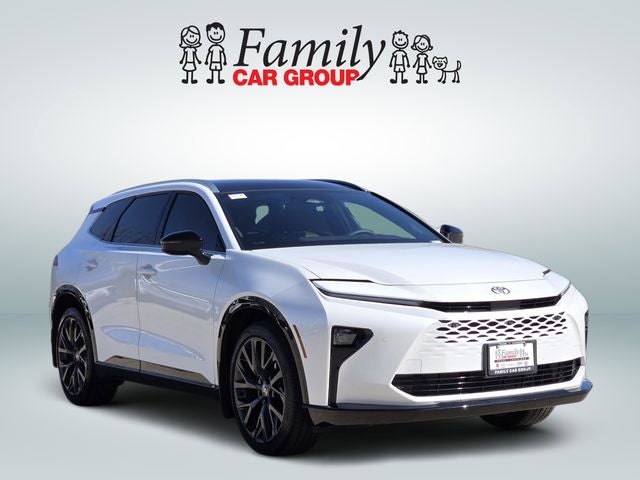 2025 Toyota Crown Signia Limited