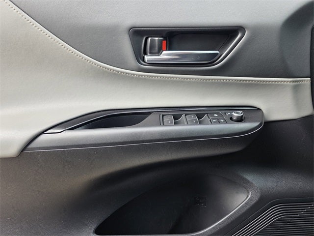 2023 Toyota Venza LE