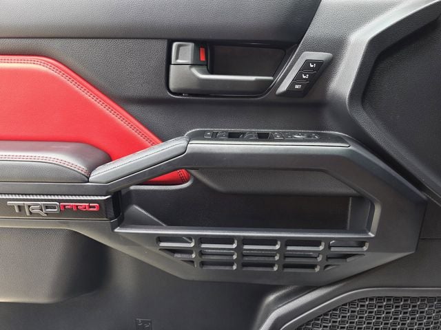 2025 Toyota 4Runner i-FORCE MAX Hybrid TRD Pro