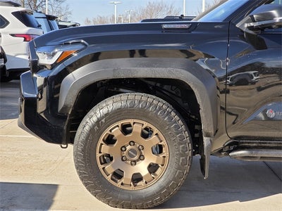 2025 Toyota 4Runner i-FORCE MAX Hybrid Trailhunter