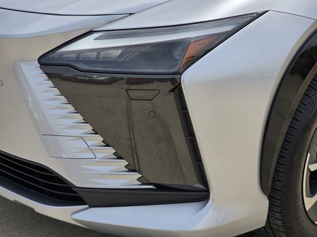 2024 Lexus RZ 300e Luxury