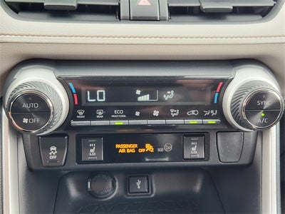 2020 Toyota RAV4 Hybrid XLE