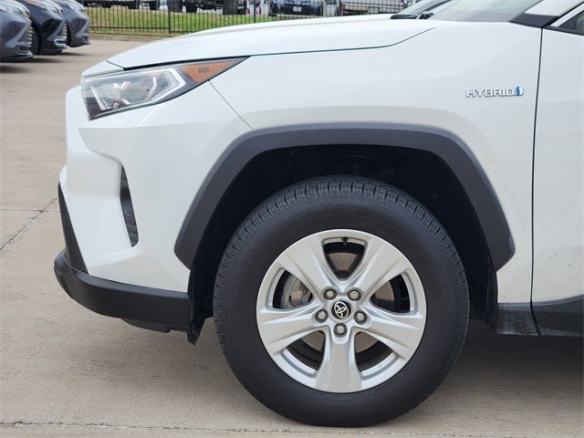 2020 Toyota RAV4 Hybrid XLE