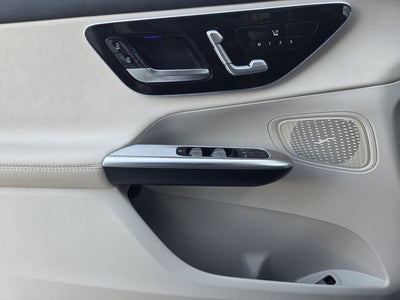 2025 Mercedes-Benz GLC GLC 300