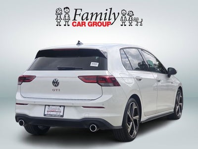 2025 Volkswagen Golf GTI 2.0T SE