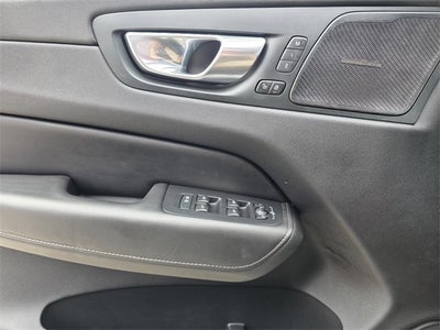 2021 Volvo XC60 T5 Inscription